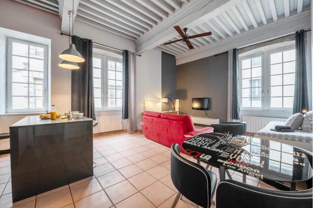 Emplacement N°1 Tres Bel Appartement Spacieux Carcasona Exterior foto