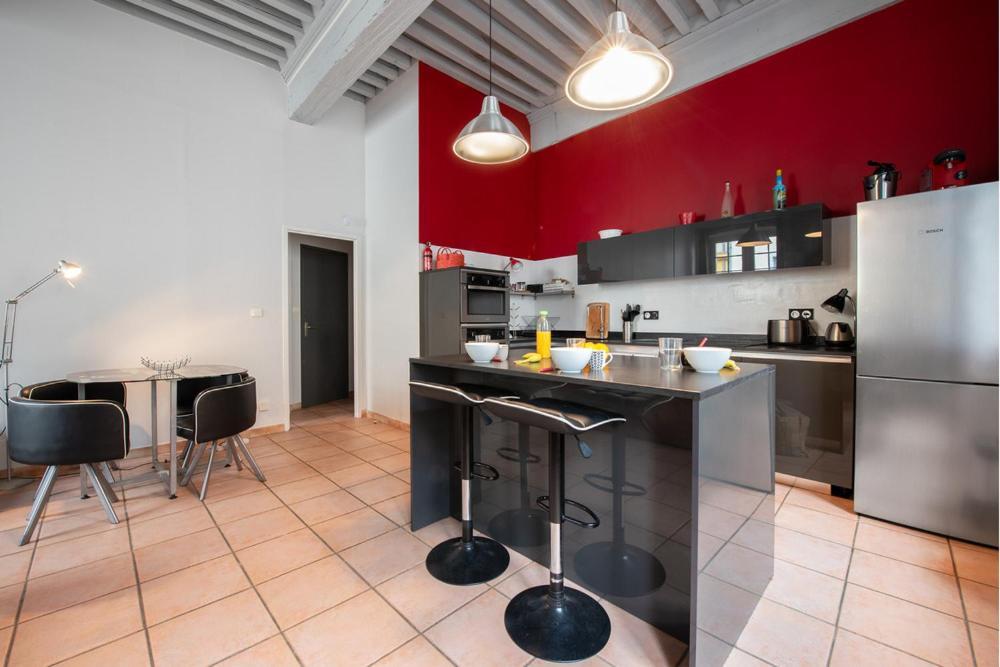 Emplacement N°1 Tres Bel Appartement Spacieux Carcasona Exterior foto